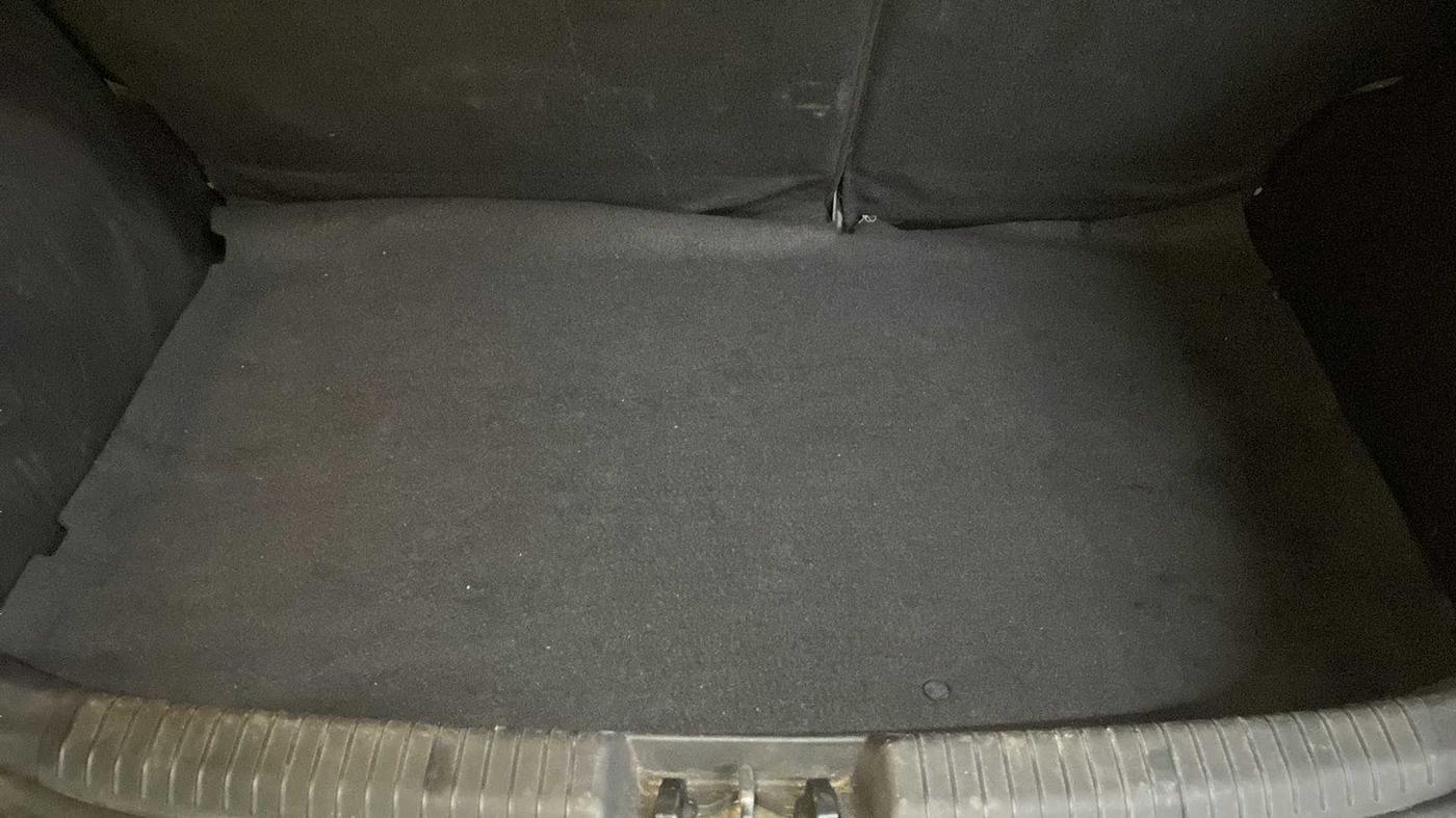 2012 Hyundai i20 ASTA 1.2, Petrol, Manual, 60,380 km, Boot Inside
