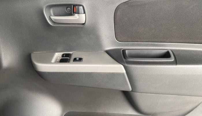 2012 Maruti Wagon R 1.0 LXI, Petrol, Manual, 35,498 km, Driver Side Door Panels Control