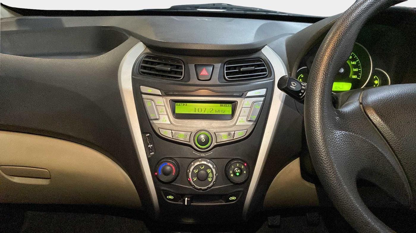 2016 Hyundai Eon MAGNA +, Petrol, Manual, 74,172 km, Air Conditioner