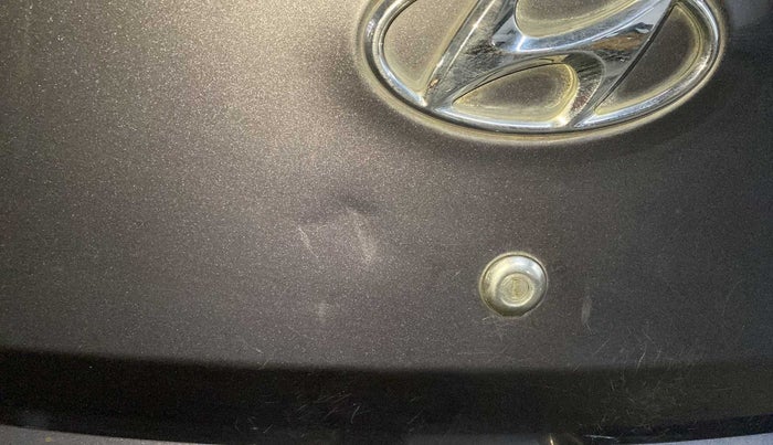 2016 Hyundai Eon MAGNA +, Petrol, Manual, 74,172 km, Dicky (Boot door) - Slightly dented