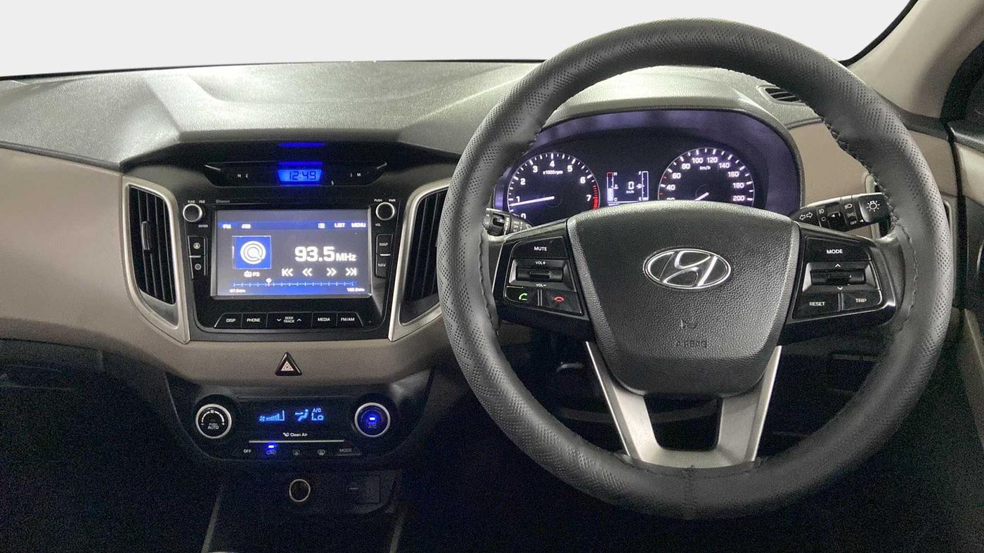 2016 Hyundai Creta SX PLUS AT 1.6 PETROL, Petrol, Automatic, 52,791 km, Steering Wheel Close Up