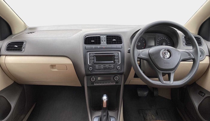 2014 Volkswagen Vento COMFORTLINE TSI AT PETROL, Petrol, Automatic, 1,27,489 km, Dashboard