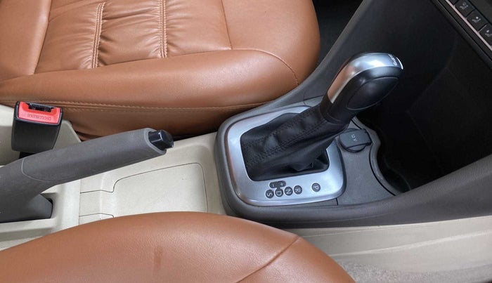 2014 Volkswagen Vento COMFORTLINE TSI AT PETROL, Petrol, Automatic, 1,27,489 km, Gear Lever