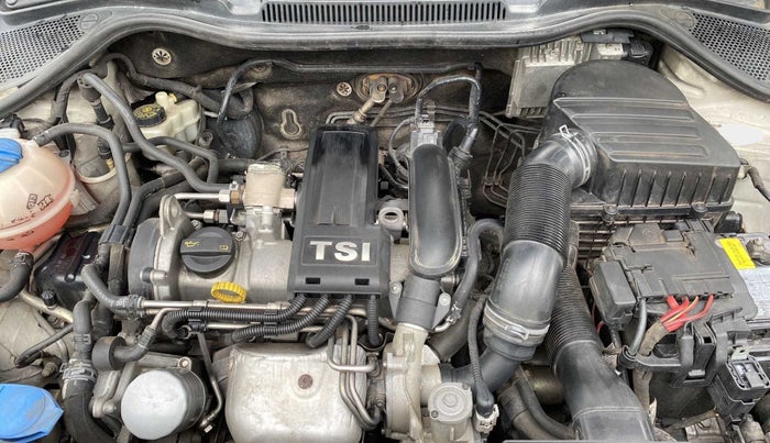2014 Volkswagen Vento COMFORTLINE TSI AT PETROL, Petrol, Automatic, 1,27,489 km, Open Bonet