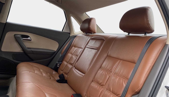 2014 Volkswagen Vento COMFORTLINE TSI AT PETROL, Petrol, Automatic, 1,27,489 km, Right Side Rear Door Cabin