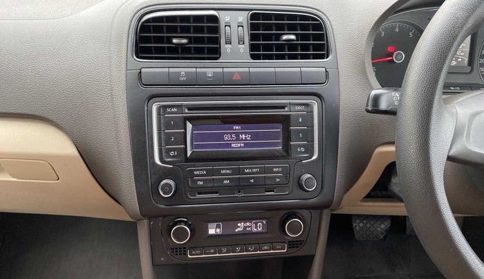 2014 Volkswagen Vento COMFORTLINE TSI AT PETROL, Petrol, Automatic, 1,27,489 km, Infotainment System