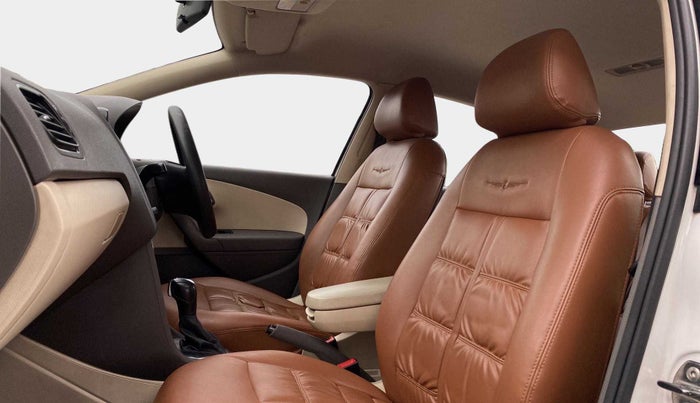 2014 Volkswagen Vento COMFORTLINE TSI AT PETROL, Petrol, Automatic, 1,27,489 km, Right Side Front Door Cabin