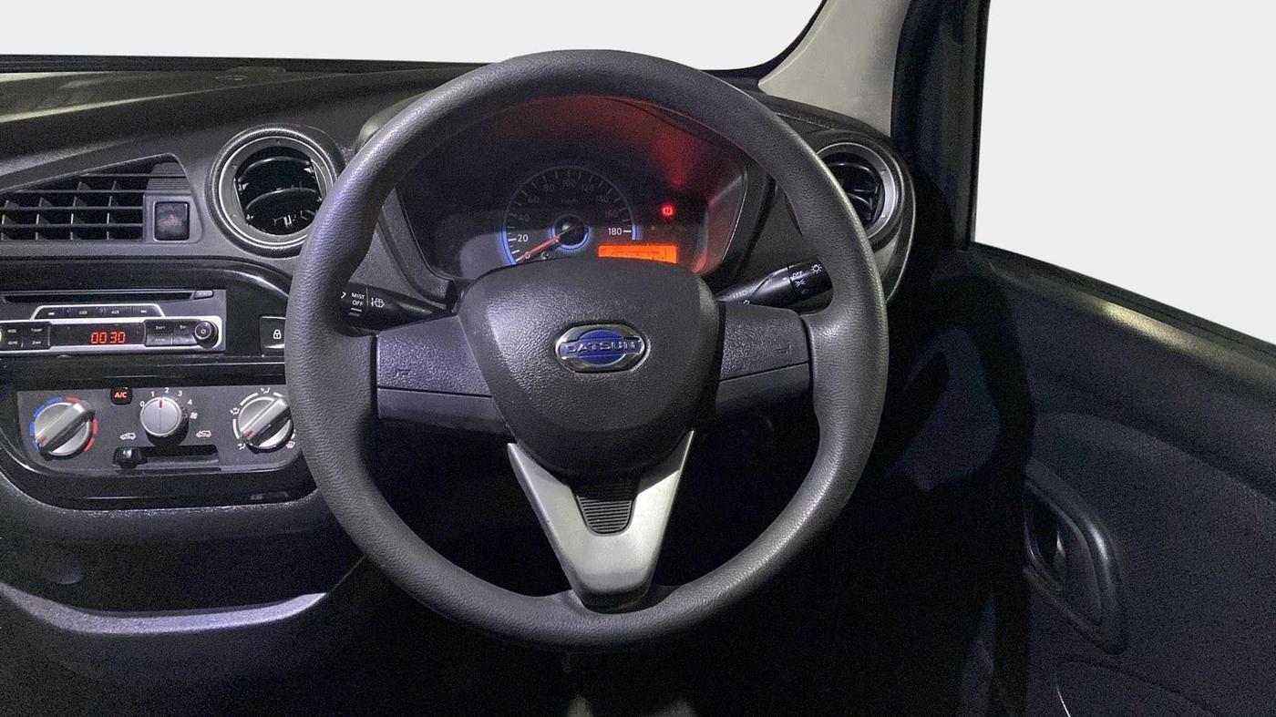 2017 Datsun Redi Go T(O) 1.0, Petrol, Manual, 27,286 km, Steering Wheel Close Up