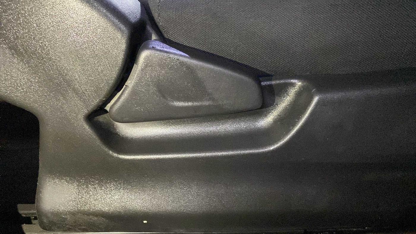 2017 Datsun Redi Go T(O) 1.0, Petrol, Manual, 27,286 km, Driver Side Adjustment Panel