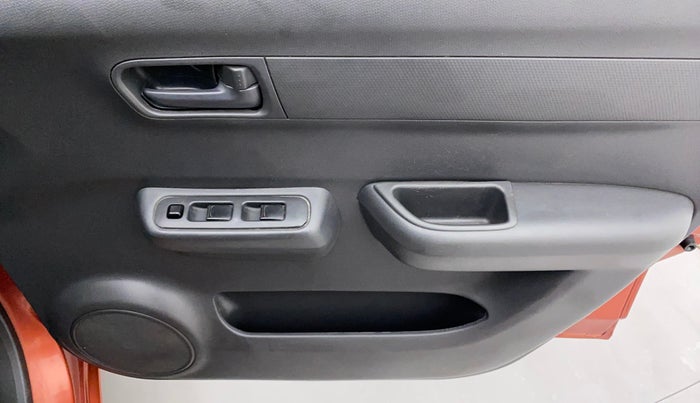 2010 Maruti Swift LXI, Petrol, Manual, 79,445 km, Driver Side Door Panels Control