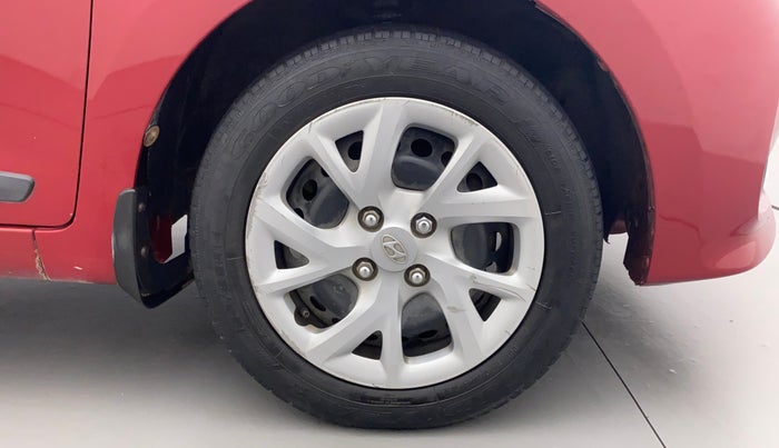 2019 Hyundai Grand i10 SPORTZ 1.2 KAPPA VTVT, Petrol, Manual, 74,426 km, Right Front Wheel