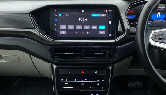 2022 Volkswagen TAIGUN TOPLINE 1.0 TSI AT, Petrol, Automatic, 5,909 km, Air Conditioner