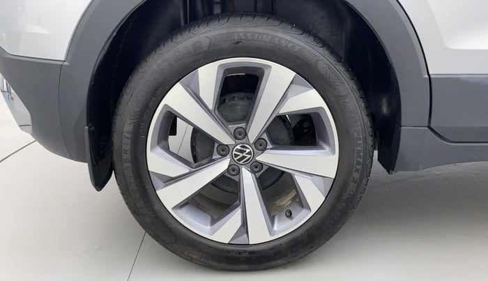 2022 Volkswagen TAIGUN TOPLINE 1.0 TSI AT, Petrol, Automatic, 5,909 km, Right Rear Wheel