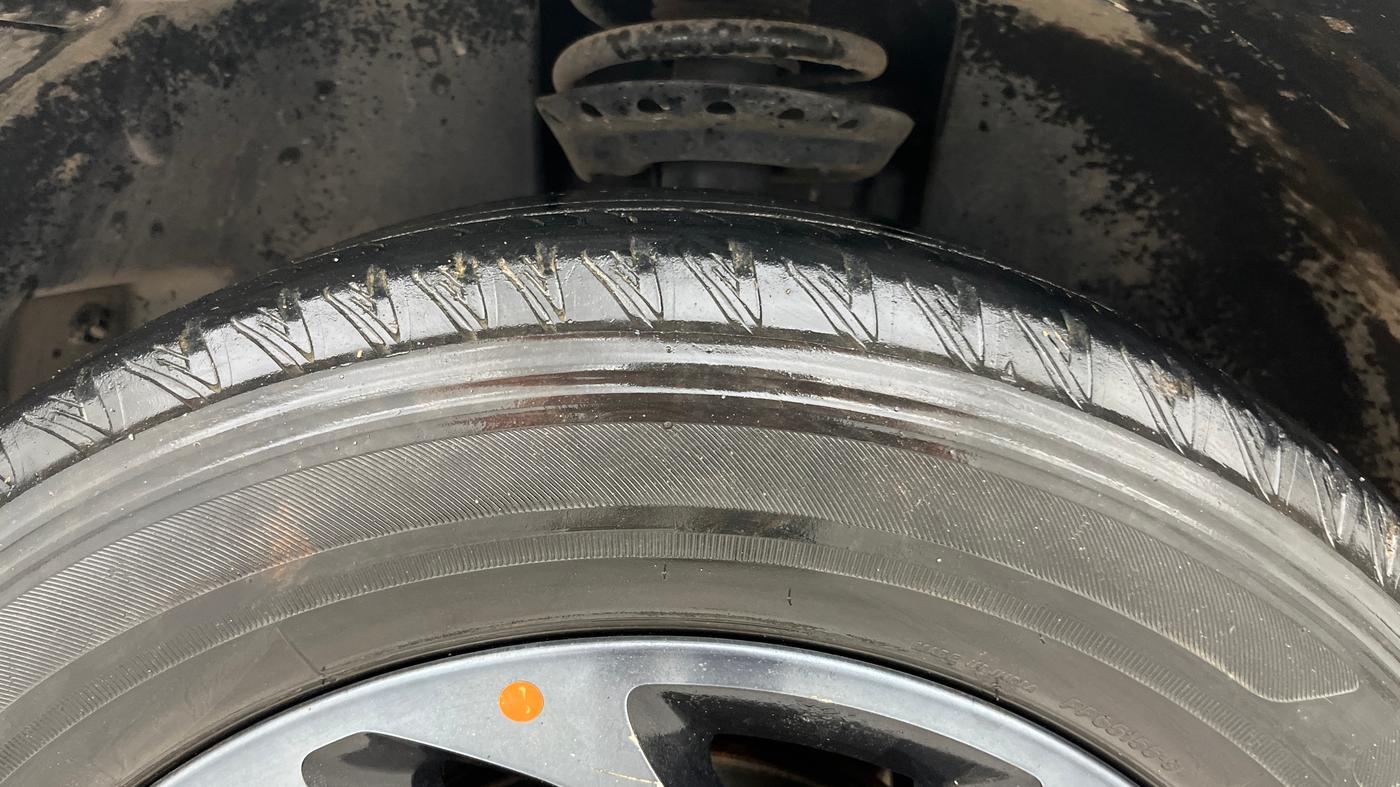 2022 Tata Safari XZA PLUS, Diesel, Automatic, 45,363 km, Left Front Tyre Tread