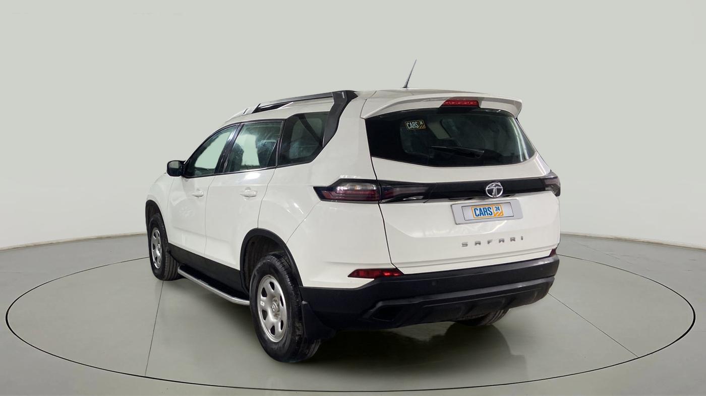 2022 Tata Safari XMA, Diesel, Automatic, 20,858 km, Left Back Diagonal