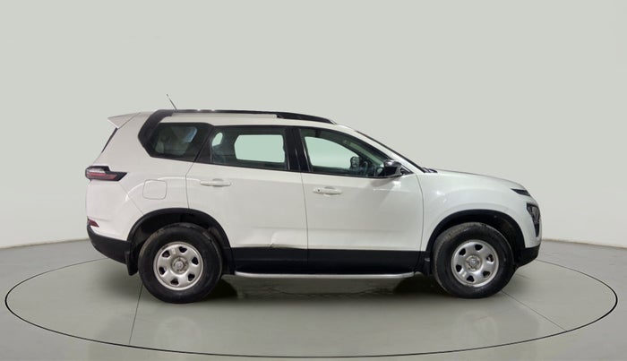 2022 Tata Safari XMA, Diesel, Automatic, 20,858 km, Right Side View