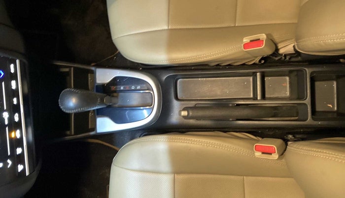 2017 Honda Jazz 1.2L I-VTEC V AT, Petrol, Automatic, 31,212 km, Gear Lever