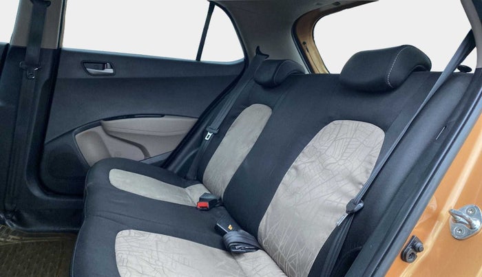 2014 Hyundai Grand i10 ASTA AT 1.2 KAPPA VTVT, Petrol, Automatic, 40,544 km, Right Side Rear Door Cabin