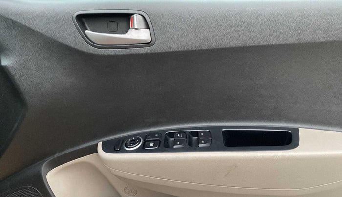 2014 Hyundai Grand i10 ASTA AT 1.2 KAPPA VTVT, Petrol, Automatic, 40,544 km, Driver Side Door Panels Control