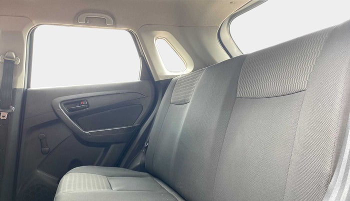 2017 Maruti Vitara Brezza LDI (O), Diesel, Manual, 99,717 km, Right Side Rear Door Cabin