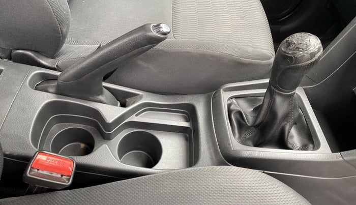 2017 Maruti Vitara Brezza LDI (O), Diesel, Manual, 99,717 km, Gear Lever