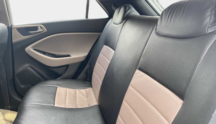 2018 Hyundai Elite i20 MAGNA EXECUTIVE 1.2, Petrol, Manual, 71,618 km, Right Side Rear Door Cabin