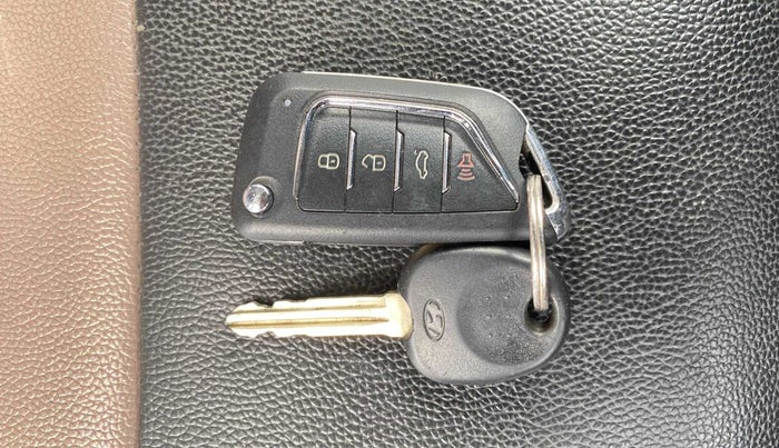 2018 Hyundai Elite i20 MAGNA EXECUTIVE 1.2, Petrol, Manual, 71,618 km, Key Close Up