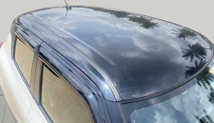 2022 Maruti Swift ZXI PLUS AMT DUAL TONE, Petrol, Automatic, 14,999 km, Roof