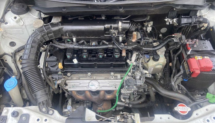 2022 Maruti Swift ZXI PLUS AMT DUAL TONE, Petrol, Automatic, 14,999 km, Open Bonet