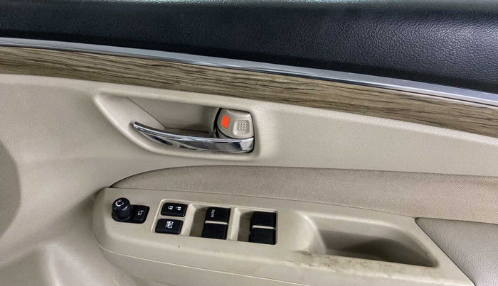 2019 Maruti Ciaz ZETA 1.5 SHVS MT PETROL, Petrol, Manual, 49,347 km, Driver Side Door Panels Control