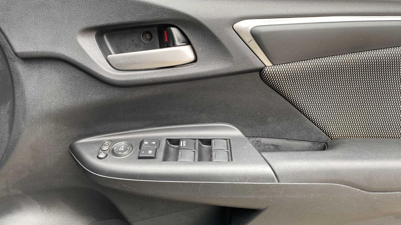 2019 Honda WR-V 1.2L I-VTEC VX MT, Petrol, Manual, 45,119 km, Driver Side Door Panels Control