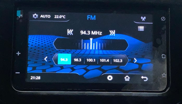 2020 Tata Tiago XZ PLUS PETROL, Petrol, Manual, 26,235 km, Infotainment System