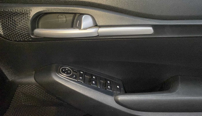 2020 KIA SELTOS HTK PLUS 1.5 DIESEL, Diesel, Manual, 47,004 km, Driver Side Door Panels Control