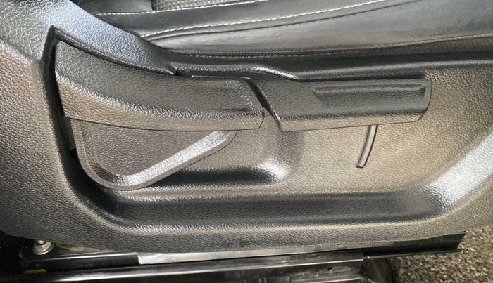 2022 KIA CARENS PRESTIGE 1.5 PETROL 7 STR, Petrol, Manual, 12,036 km, Driver Side Adjustment Panel