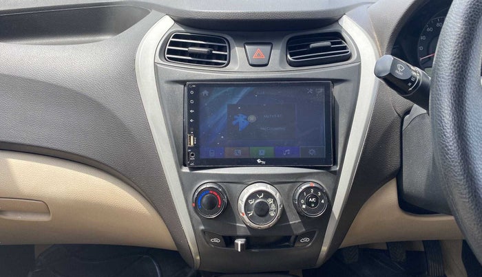 2018 Hyundai Eon ERA +, Petrol, Manual, 19,744 km, Infotainment System
