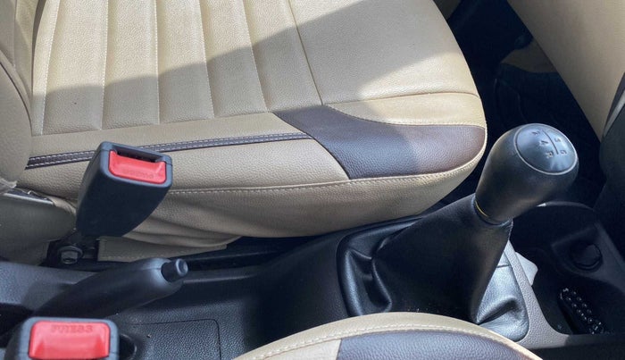 2018 Hyundai Eon ERA +, Petrol, Manual, 19,744 km, Gear Lever