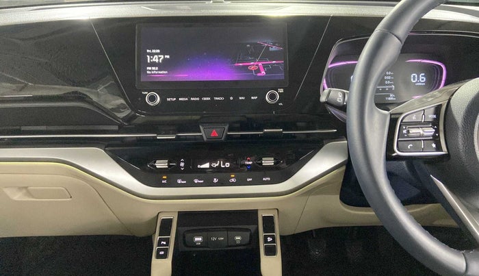 2022 KIA CARENS LUXURY 1.4 PETROL 7 STR, Petrol, Manual, 11,834 km, Air Conditioner