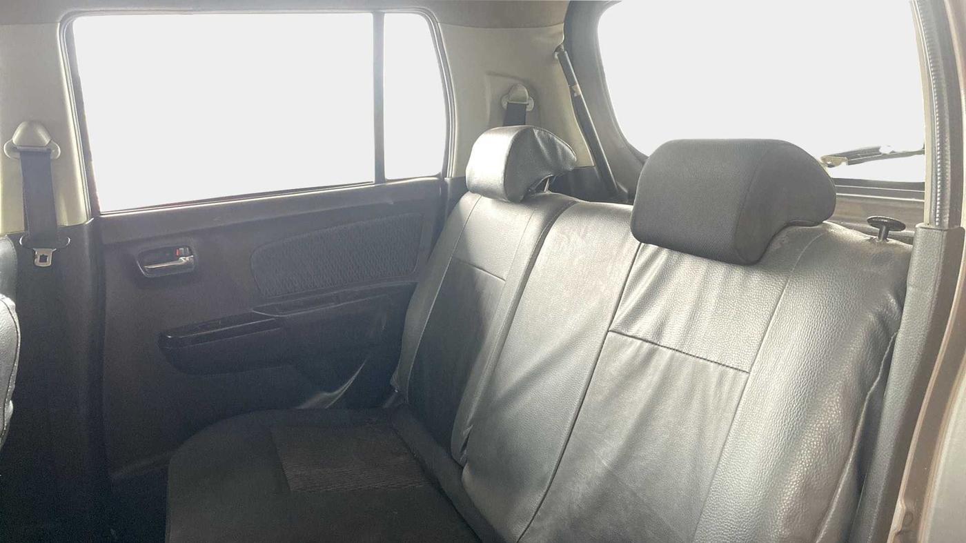 2014 Maruti Wagon R Stingray VXI, Petrol, Manual, 64,100 km, Right Side Rear Door Cabin