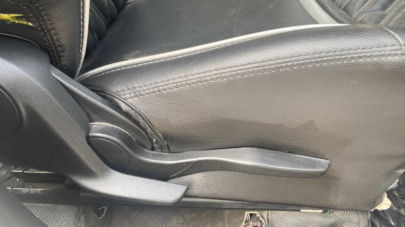 2019 Maruti Swift VXI, Petrol, Manual, 25,984 km, Driver Side Adjustment Panel