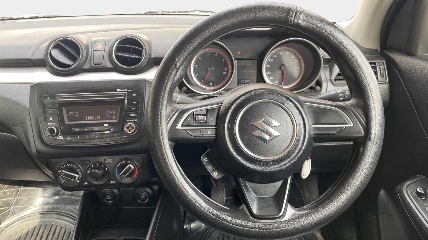2019 Maruti Swift VXI, Petrol, Manual, 25,984 km, Steering Wheel Close Up