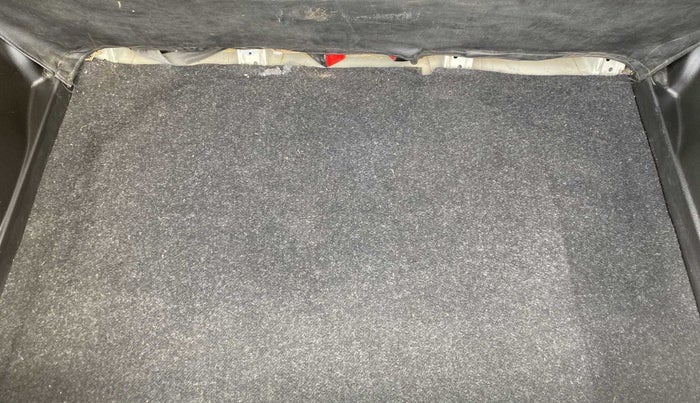 2019 Maruti Swift VXI, Petrol, Manual, 28,889 km, Boot Inside