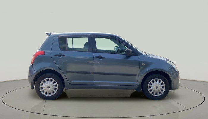 2010 Maruti Swift VXI, Petrol, Manual, 1,29,179 km, Right Side View
