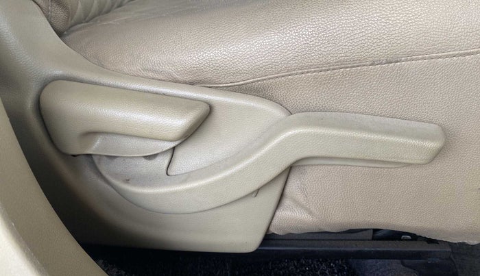 2017 Honda Amaze 1.5L I-DTEC S OPT, Diesel, Manual, 98,400 km, Driver Side Adjustment Panel