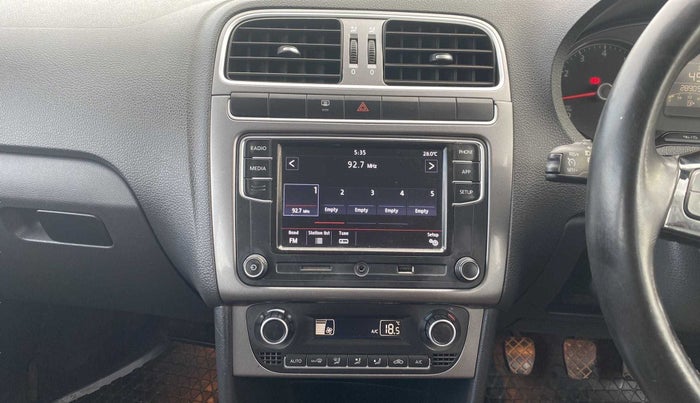 2018 Volkswagen Polo HIGHLINE PLUS 1.0 16 ALLOY, Petrol, Manual, 28,899 km, Infotainment System