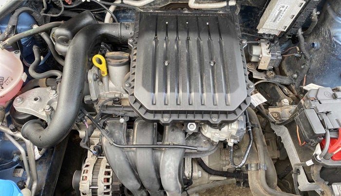 2018 Volkswagen Polo HIGHLINE PLUS 1.0 16 ALLOY, Petrol, Manual, 28,899 km, Open Bonet