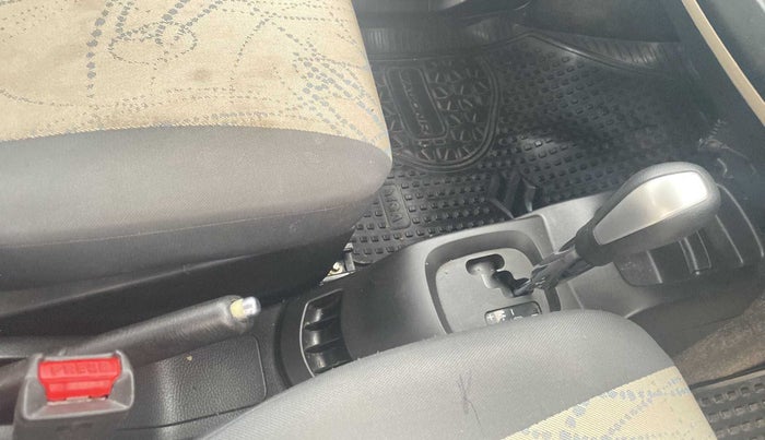 2017 Maruti Wagon R 1.0 VXI AMT, Petrol, Automatic, 42,179 km, Gear Lever