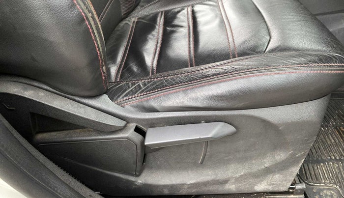 2015 Ford Ecosport TITANIUM 1.0L ECOBOOST (OPT), Petrol, Manual, 56,114 km, Driver Side Adjustment Panel
