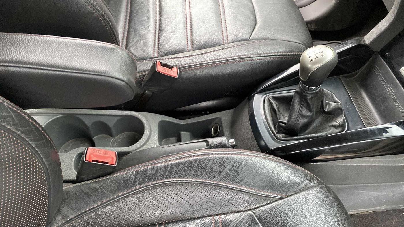 2015 Ford Ecosport TITANIUM 1.0L ECOBOOST (OPT), Petrol, Manual, 56,114 km, Gear Lever