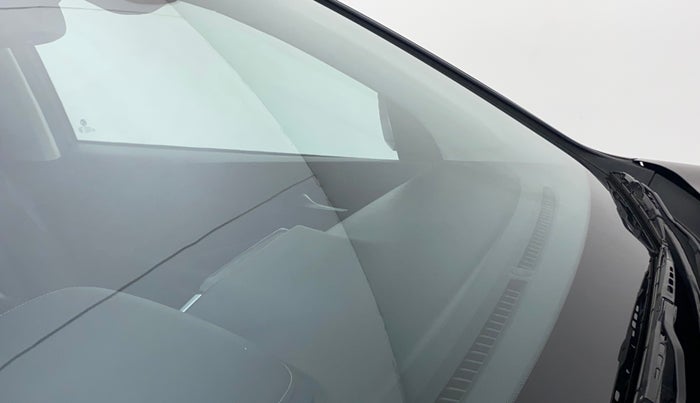2020 MG HECTOR SHARP HYBRID 1.5 PETROL, Petrol, Manual, 73,886 km, Front windshield - Minor spot on windshield