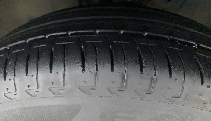 2022 Maruti IGNIS ALPHA 1.2, Petrol, Manual, 6,098 km, Left Front Tyre Tread